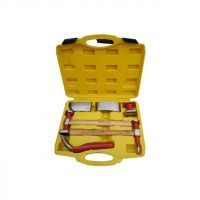 Набор рихтовочный Profy 6 предметов (2 молотка, 3 поддержки, лопатка) в пласт. кейсе Русский Мастер