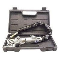 Пневмонож ST-6614К с набором лезвий в пластиковом кейсе Пневмонож ST-6614К с набором лезвий в пластиковом кейсе