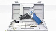 Пневмомолоток ST-M3009K/H + 5 зубил 170мм в пластиковом кейсе Пневмомолоток ST-M3009K/H + 5 зубил 170мм в пластиковом кейсе