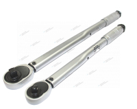 Ключ динамометрический 3/4" 140-700Nm в кейсе